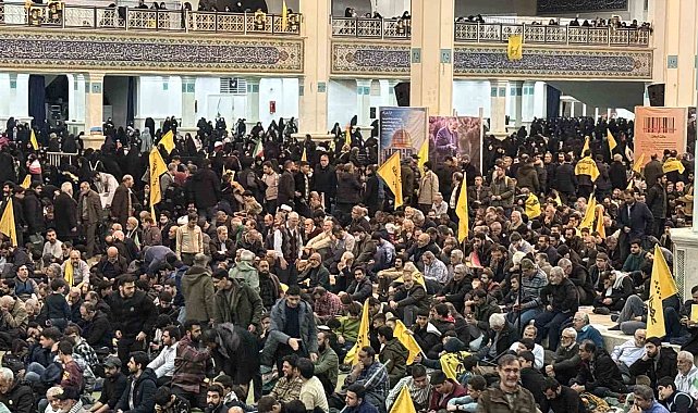 İran'da Hizbullah'ın eski lideri Nasrallah ve halefi Safiyuddin için anma töreni