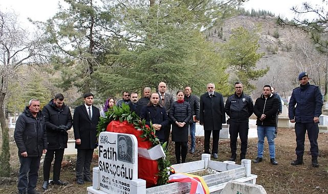 Irkçı saldırıda hayatını kaybeden Saraçoğlu kabri başında anıldı