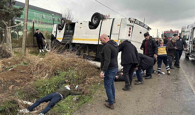 İşçi servisi minibüsü takla attı: 25 yaralı