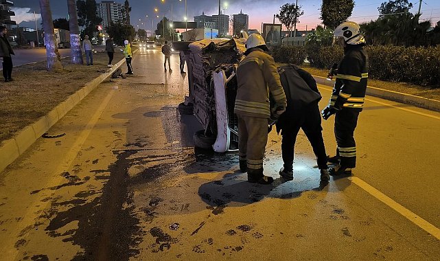İskenderun'da yan yatan aracın sürücüsü yaralandı
