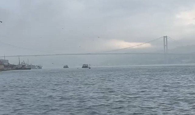 İstanbul Boğazı'nda sis etkili oluyor