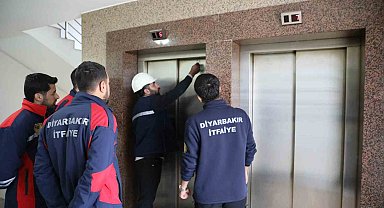 İtfaiye personeline 'asansörde kurtarma' eğitimi