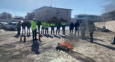 İtfaiyeden polislere "Yangın Güvenliği Eğitimi"