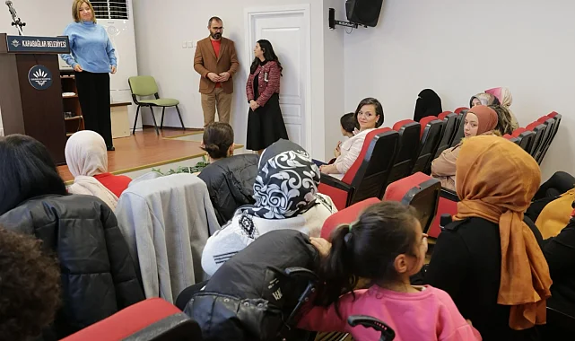 İzmir Karabağlar'da annelere farkındalık eğitimi