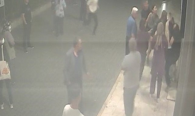 İzmir'de darbedilen doktorun saçları kopartılmıştı, o anların görüntüsü ortaya çıktı
