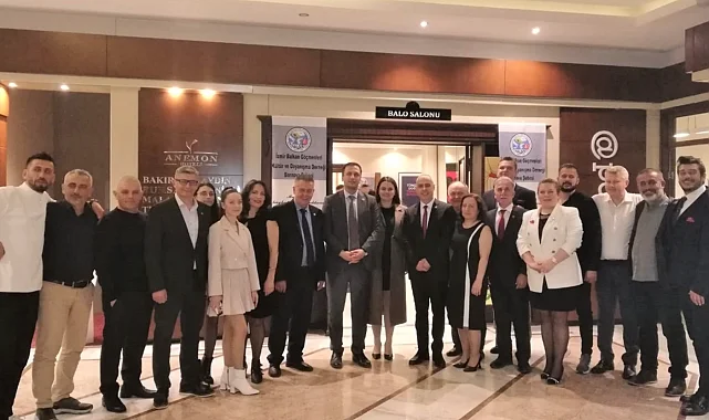 İzmir'de BAL-GÖÇ gala gecesi büyük ilgi gördü