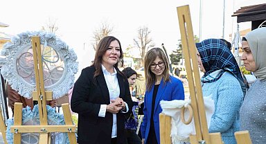 Kadınların el emekleri sergilendi