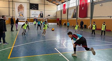 Karapınar'da Geleneksel Çocuk Oyunları Turnuvaları başladı