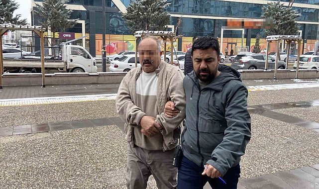 Kardeşi ve yeğenini bıçaklayan şahıs adliyede