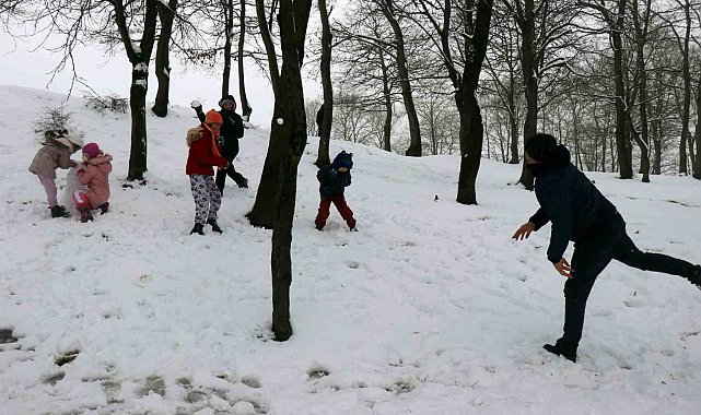 Karın tadını en çok çocuklar çıkardı