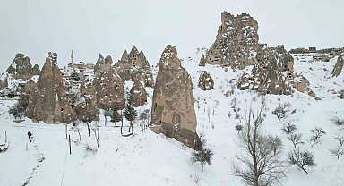 Karlar altındaki Kapadokya havadan görüntülendi
