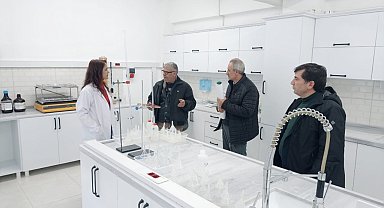 Kars'ta muhtarlara toprak analizi bilgilendirmesi yapıldı