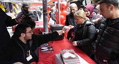 Kartal'da 14 Şubat Sevgililer Günü kutlandı