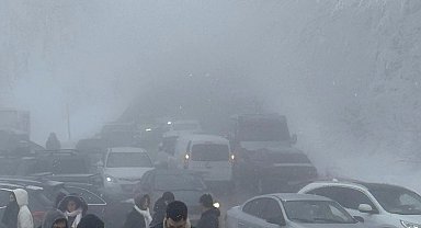 Kartepe Kayak Merkezi'nde hafta sonu yoğunluğu