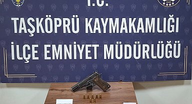 Kastamonu'da uyuşturucuyla yakalanan 4 kişi gözaltına alındı