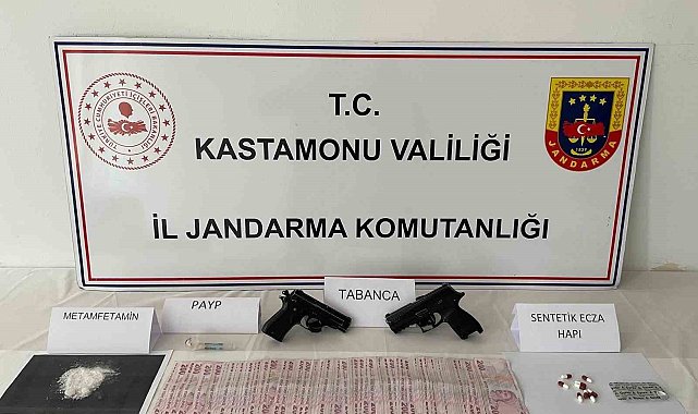 Kastamonu'da zehir tacirlerine geçit yok: 2 gözaltı