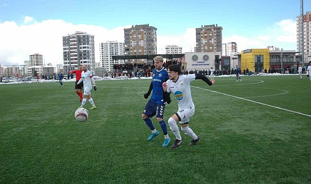 Kayseri Esen Metal SK ikinci yarıda güldü