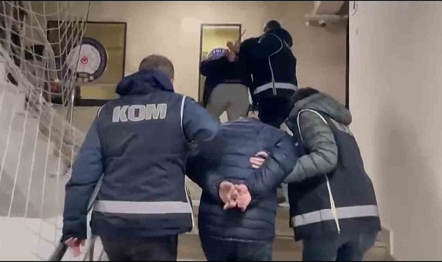 Kayseri'de 1 kişinin yaralandığı silahlı saldırı kamerada