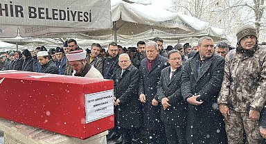 Kayserili Kıbrıs gazisi toprağa verildi
