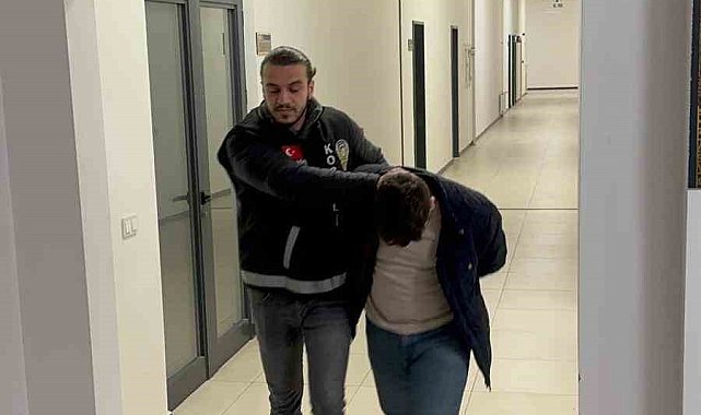 Kendilerine polis süsü verip 1 milyon TL'lik vurgun yaptılar