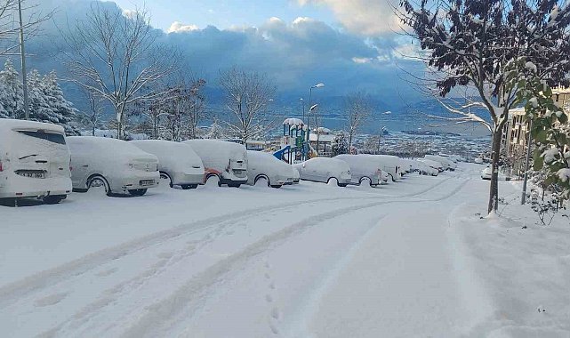 Kocaeli'de resmi ve özel eğitim kurumlarında 2 gün kar tatili