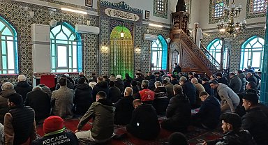Kocaeli'de Akça Camii ibadete yeniden açıldı