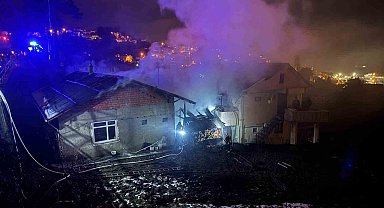 Kömürlükte yaktığı ateş eve sıçradı: 3 kişi dumandan etkilendi