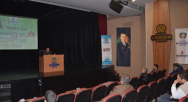Konferansta Malik Bin Enes anlatıldı