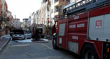 Kontrol için marşa bastığı araçta yangın çıktı
