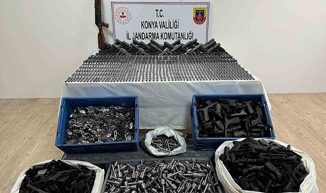Konya'da iş yeri silah imalathanesi çıktı