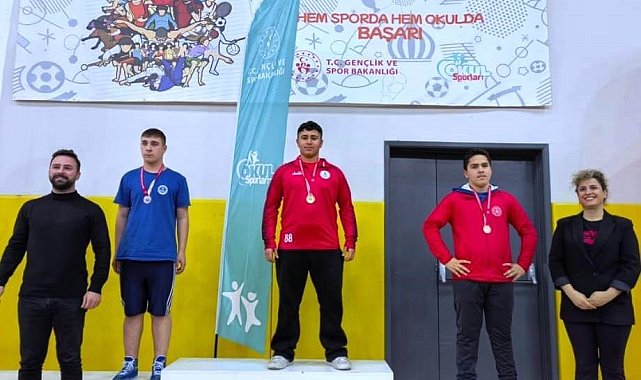 Körfez'in yıldız güreşçileri Türkiye şampiyonasına katılmaya hak kazandı