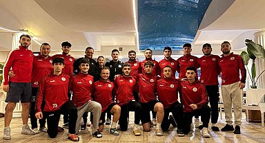 Körfezli Ragbiciler şampiyonanın ilk etabını ikinci olarak bitirdi