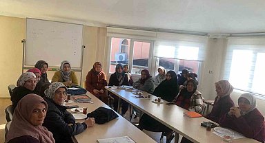 Köyceğiz'de kadınlara yönelik seminerler devam ediyor