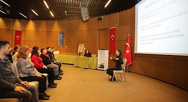 Küçükçekmece Belediyesi'nden personele 'ergonomi ve işitme denge' eğitimi