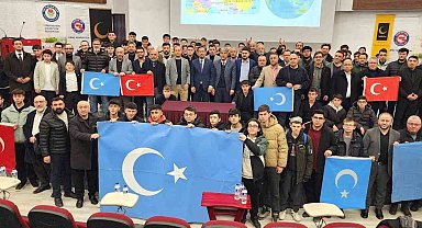 Kütahya'da "Geçmişten Günümüze Doğu Türkistan" konulu konferans