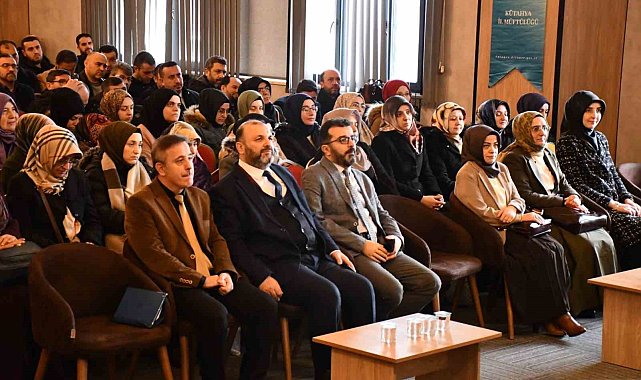 Kütahya'da "Merkez-Taşra Buluşmaları" kapsamında atölye çalışmaları düzenlendi