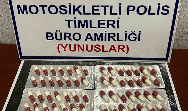 Kütahya'da sırt çantasında uyuşturucu bulunan zanlı gözaltına alındı