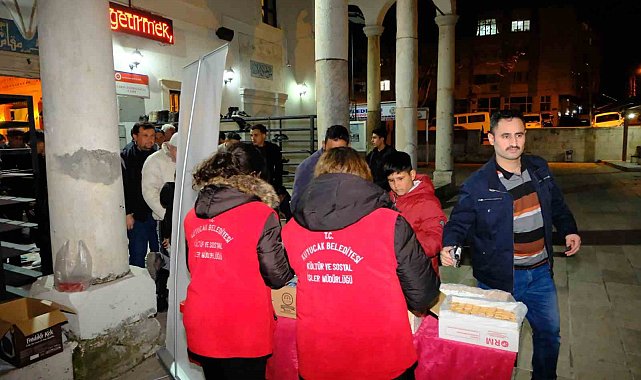 Kuyucak Belediyesi'nden kandil hayrı