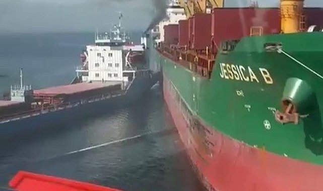 Limandan çıkan gemi, başka bir gemiye çarptı... O anlar kamerada