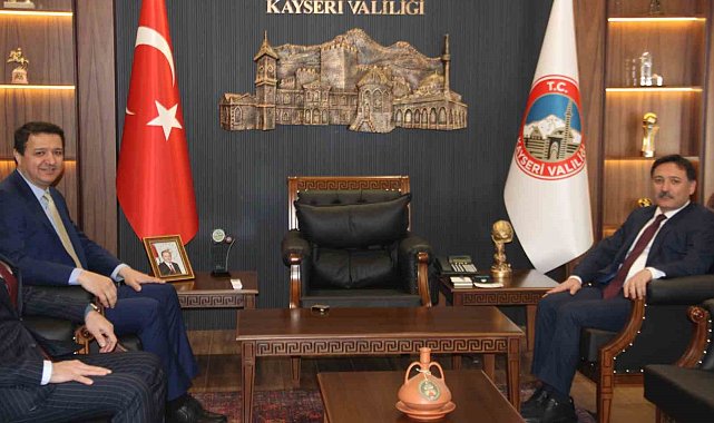 Mahmut Arıkan'dan Vali Çiçek ve Kayserispor'a ziyaret