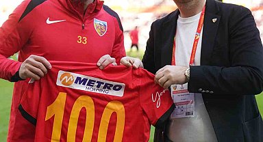 Mane ve Hasan Ali 100. kez forma giydi