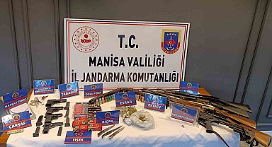 Manisa'da jandarmadan 7 mahallede dev operasyon