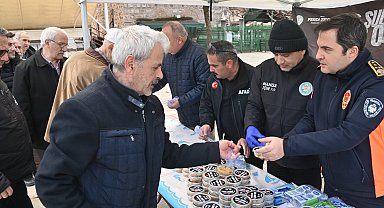 Manisa'da depremde hayatını kaybedenler anıldı