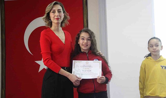 Menteşe'de İstiklal Marşı'nı güzel okuma yarışması düzenlendi