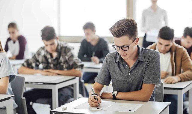 Merkezefendi'de ücretsiz TYT ve AYT deneme sınavları devam ediyor