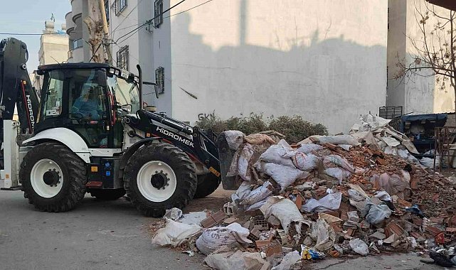Mersin'de inşaat atıkları temizleniyor