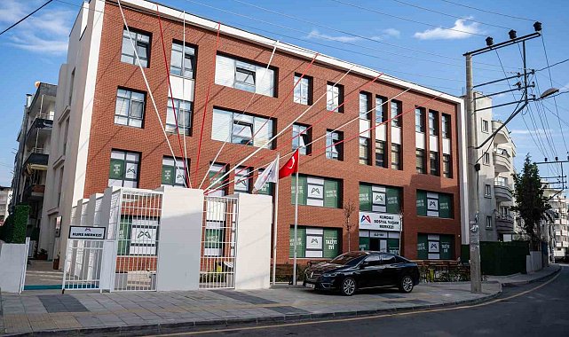 Mersin'de yapımı tamamlanan 'Kurdali Sosyal Yaşam Merkezi' hizmete açıldı
