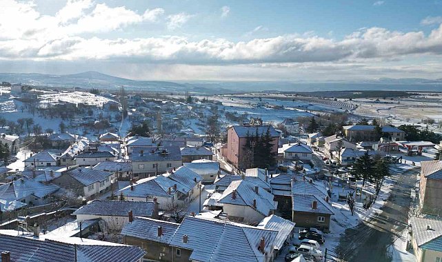 Mihalıççık'ta kar nedeniyle eğitime 1 gün ara verildi
