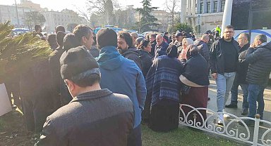 Minibüsleri 8+1 taksiye çevrilen esnaftan, İmamoğlu'na tepki
