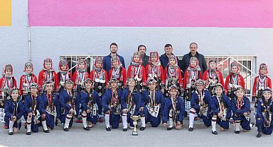 Minik folklorcular, Bursa birincisi oldu